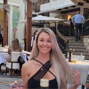 Meet your Posher, Kelly